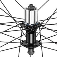 Campagnolo Calima C17 Wheels Front - Image 4