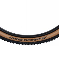 Tubeless Easy tire.